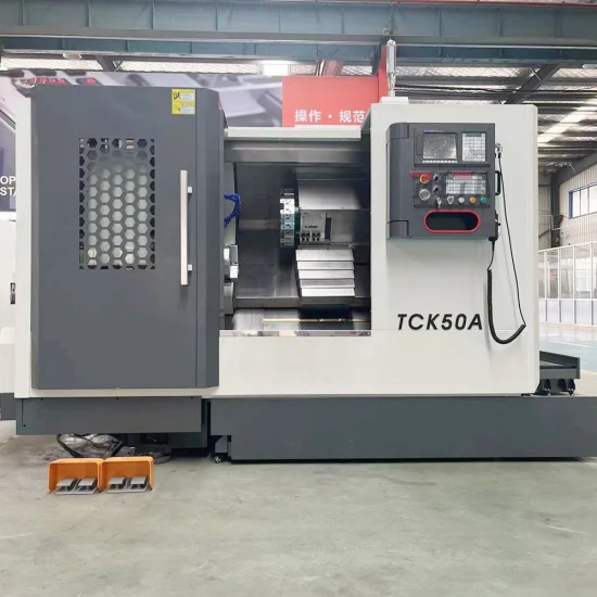 中国高速精密自動金属旋削サーボ モーター タレット ファナック水平傾斜ベッド CNC 旋盤 Tck50A